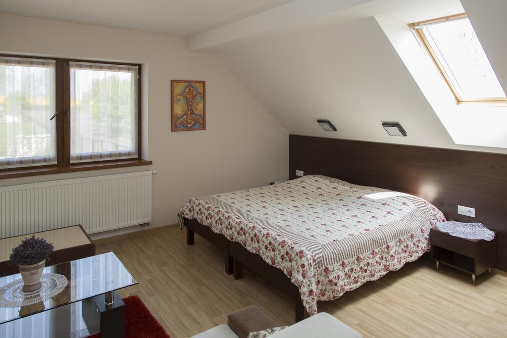 Rekreacny Dom Sisi Hotell Podhájska Eksteriør bilde